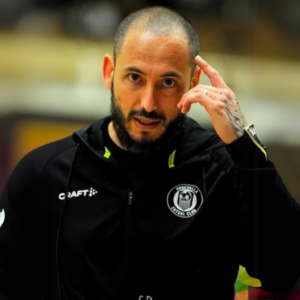 Rodrigo Saldanha - Técnico de Futsal Internacional